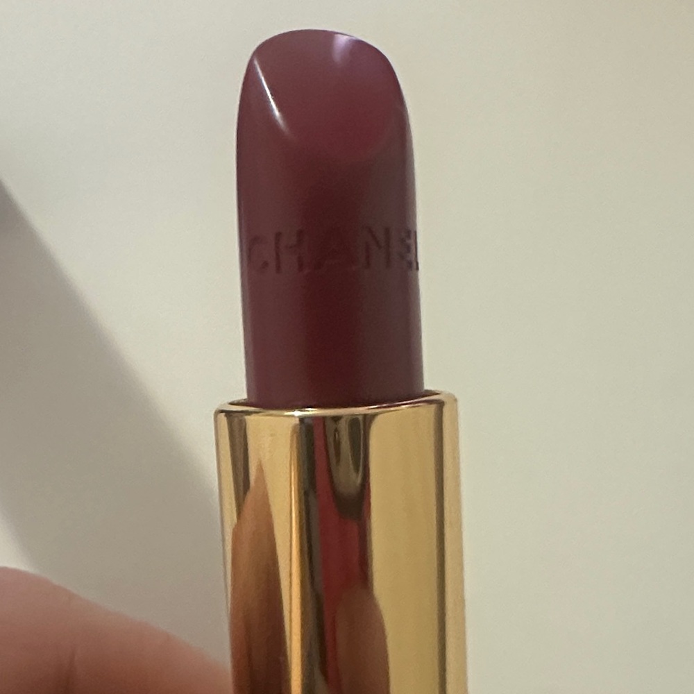 CHANEL Rouge Allure Lipstick - 169 Rouge Tentation (NWOT) - Picture 8 of 8